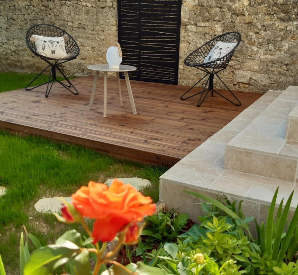 Bed and Breakfast La Cle Du Puy Cabariot Exterior foto